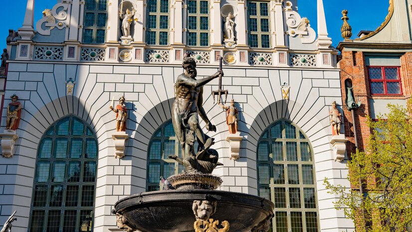 gdansk poland neptune statue fountain old town gdansk 557878 810